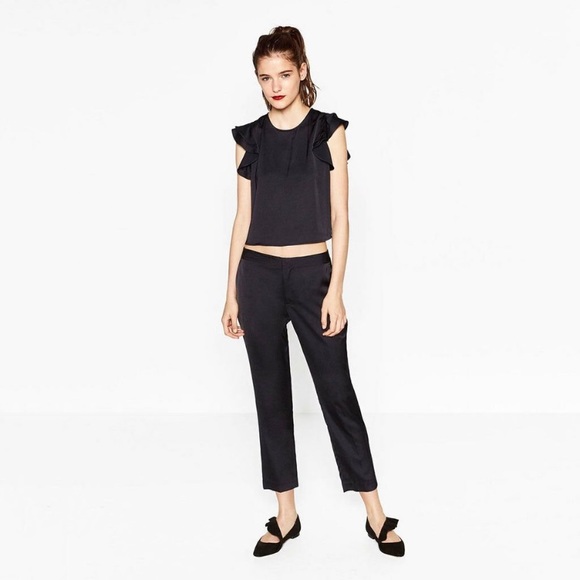 Zara black flats with ruffle - Picture 3 of 3